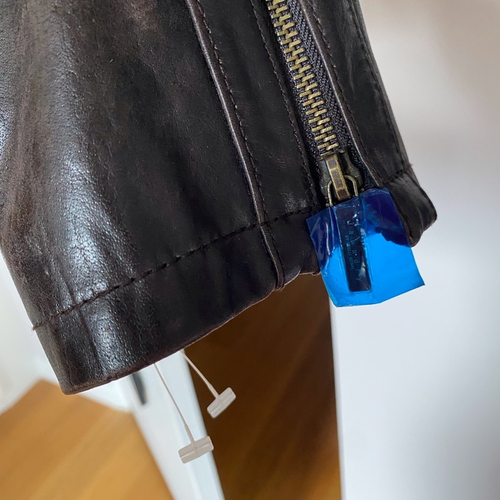 LAUNDRY by Shelli Segal NWOT Vintage Leather Jacket w/detachable fur collar. - Picture 5 of 15